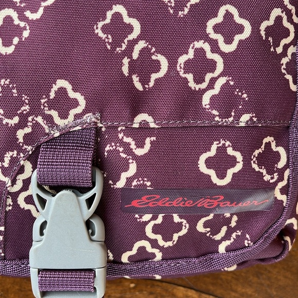 Eddie Baurer Travex Tech Crossbody Bag - Picture 2 of 16